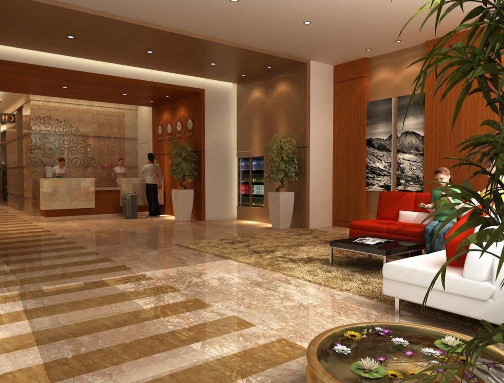 Hotel Lemon Tree Hotel, 4*
